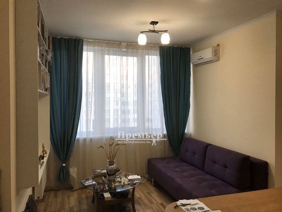 Продаж 1-кімнатної квартири 44 м², Люстдорфская дор.