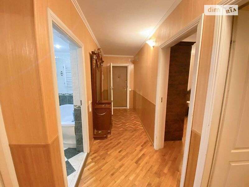 Продаж 3-кімнатної квартири 71 м², Андрія Малишко вул., 25