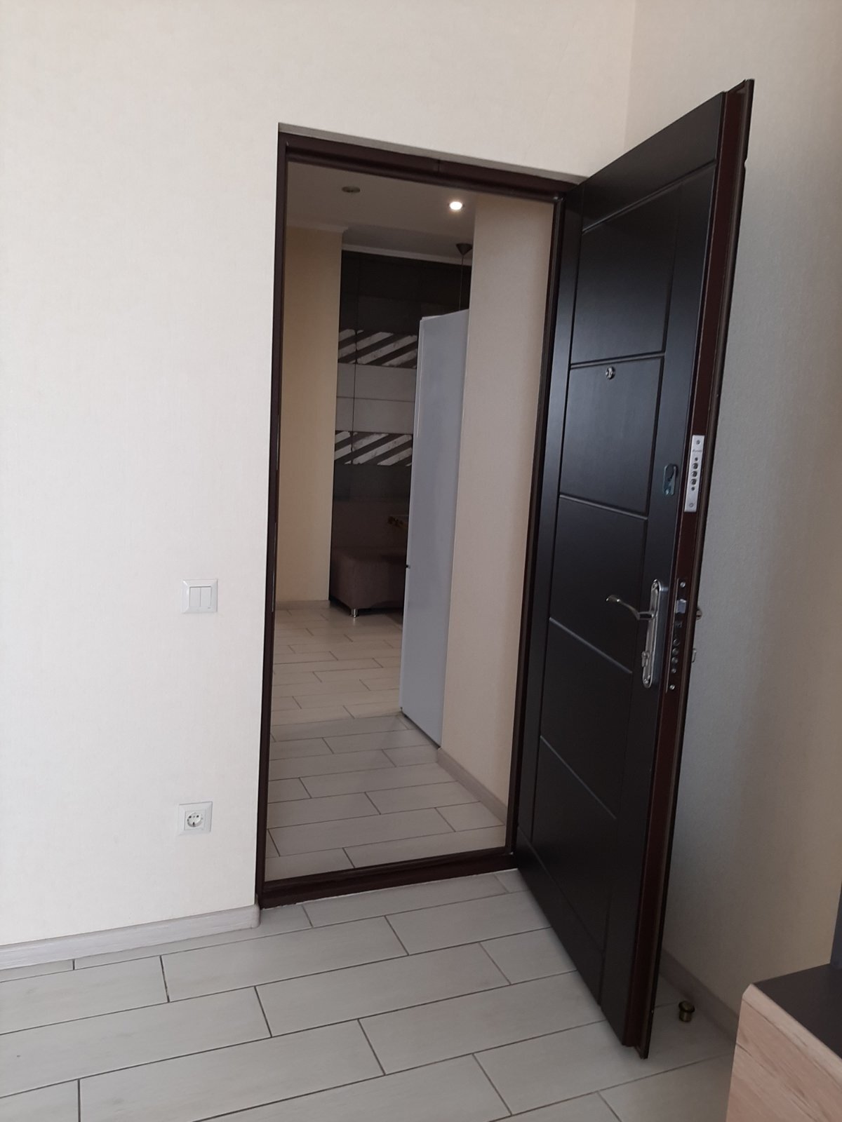 Продажа 3-комнатной квартиры 98 м², Киевская ул., Николая Закревского, 103