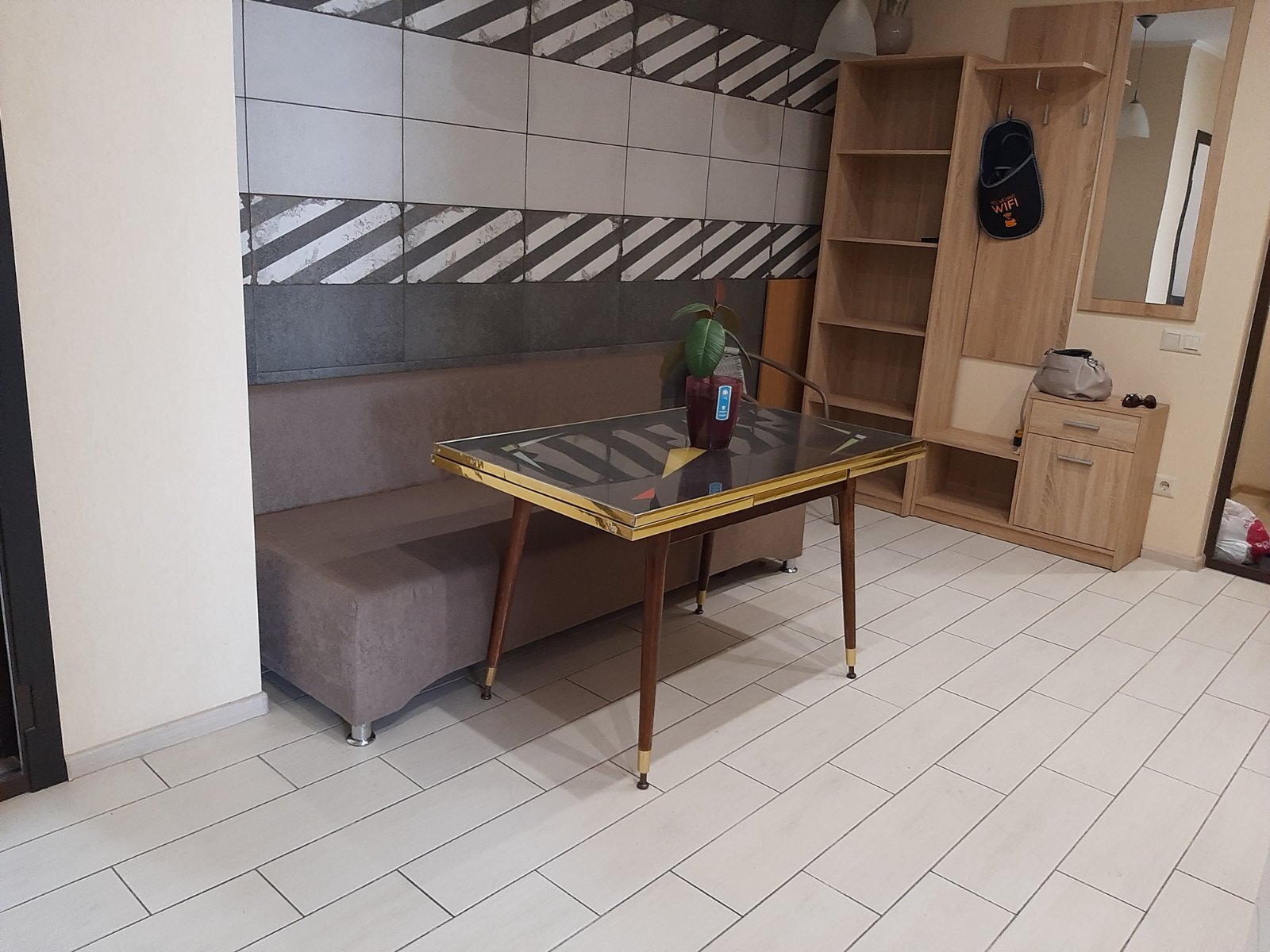 Продажа 3-комнатной квартиры 98 м², Киевская ул., Николая Закревского, 103