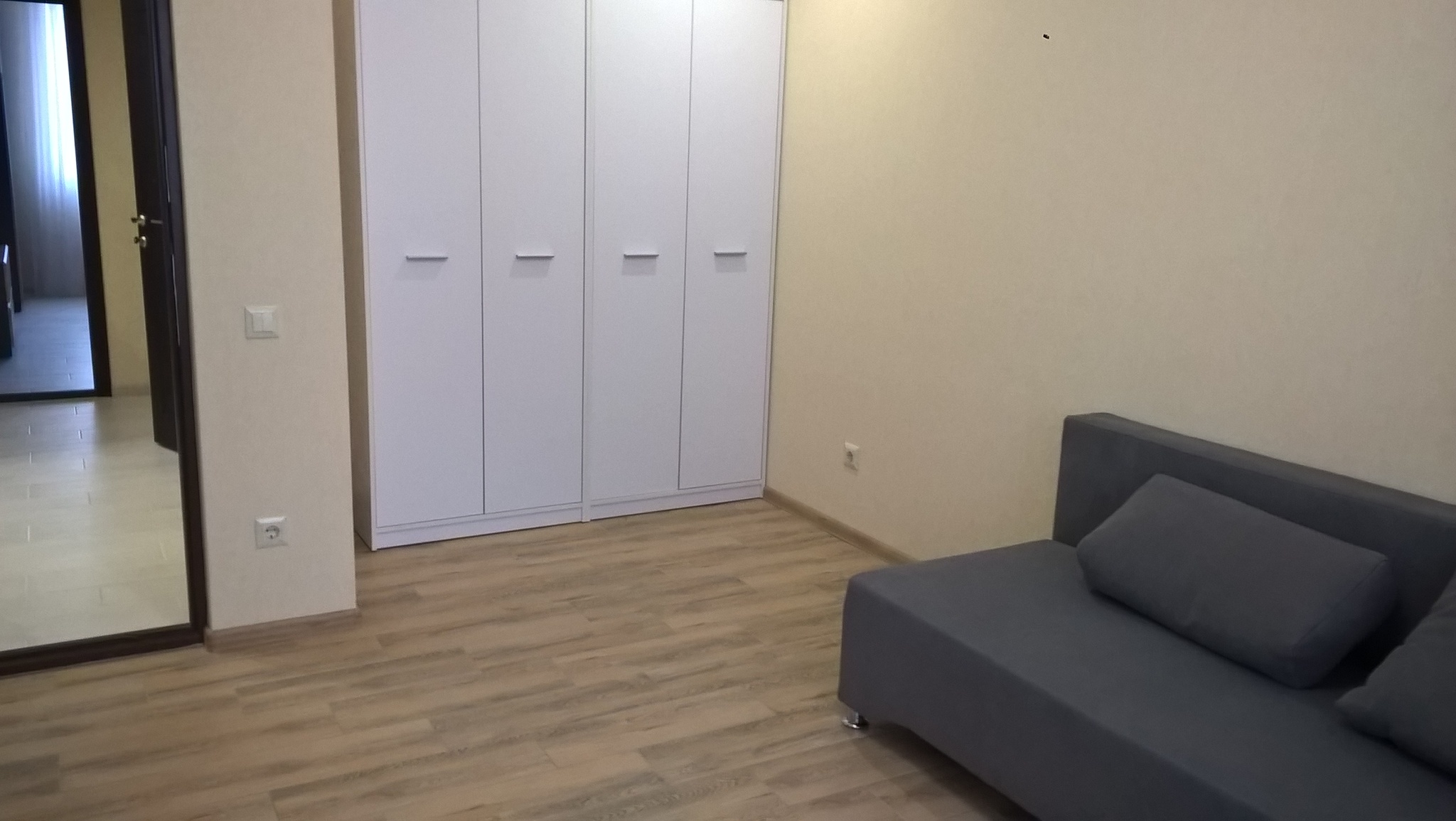 Продажа 3-комнатной квартиры 98 м², Киевская ул., Николая Закревского, 103
