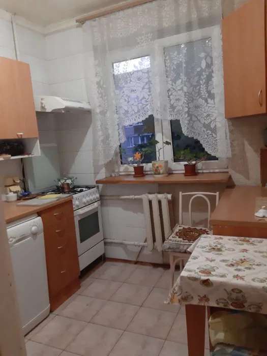 Продаж 2-кімнатної квартири 43 м², Михайла Донця вул., 14
