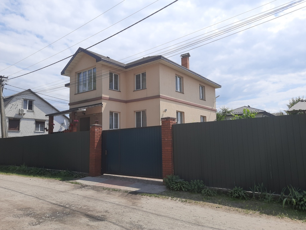 Продаж будинку 300 м², Зоряна вул., 1