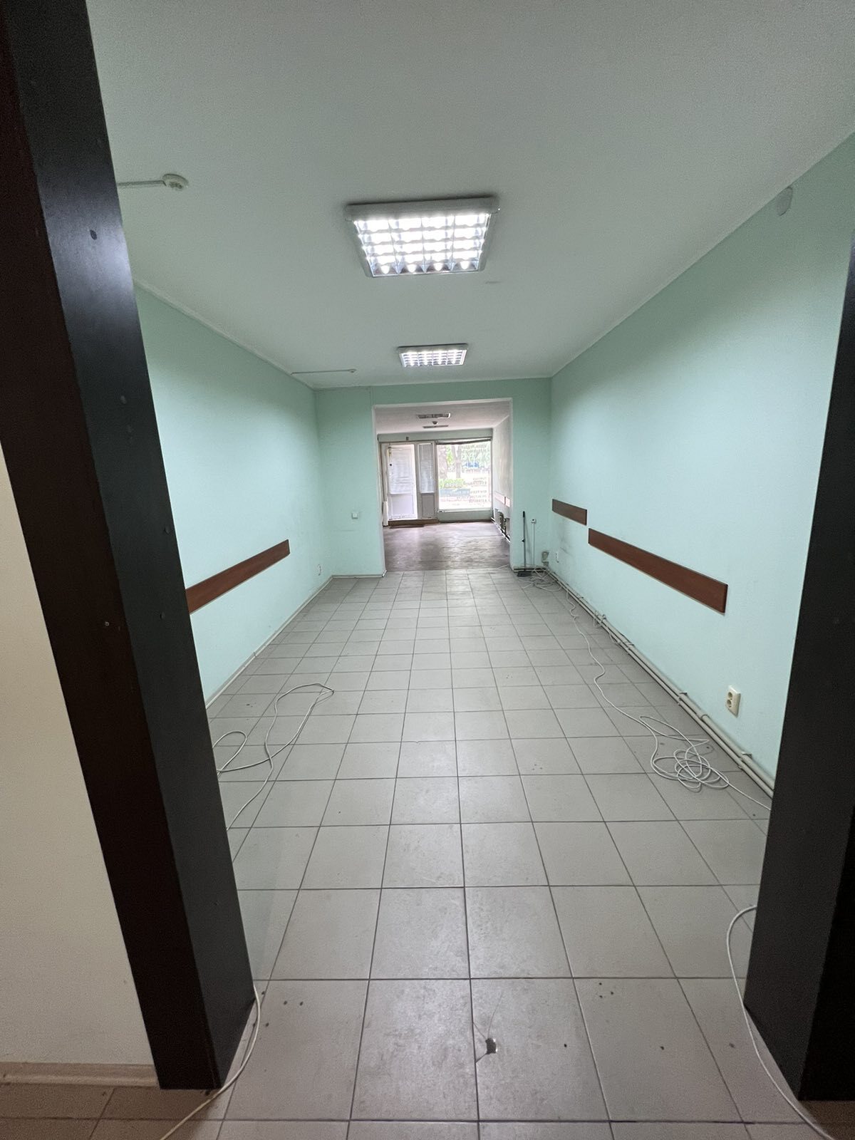 Аренда торгового помещения 130 м², Валентиновская ул., 27