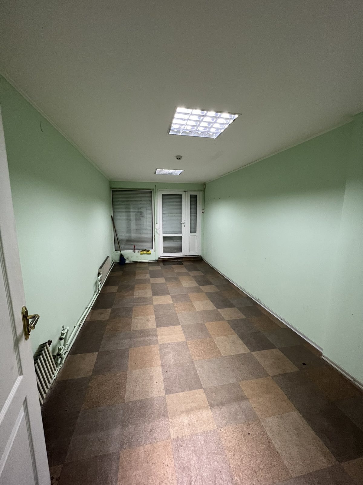 Аренда торгового помещения 130 м², Валентиновская ул., 27