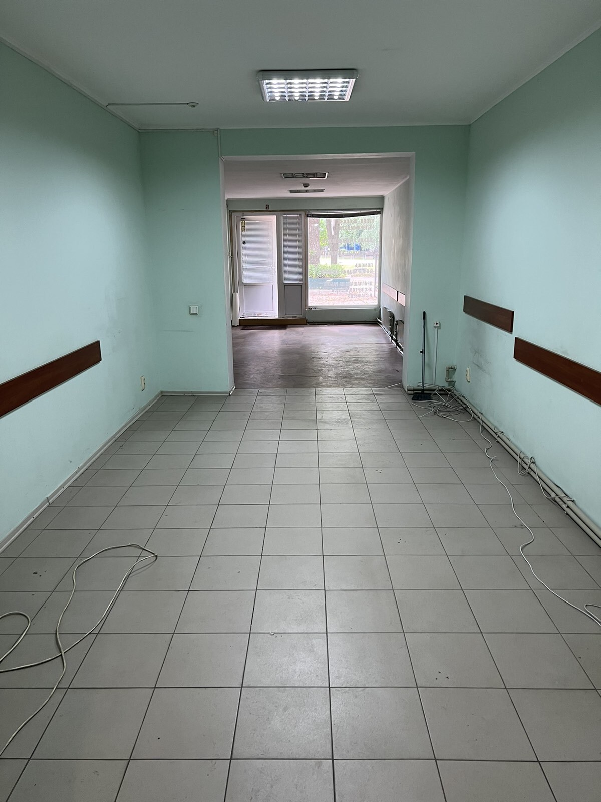 Аренда торгового помещения 65 м², Валентиновская ул., 27