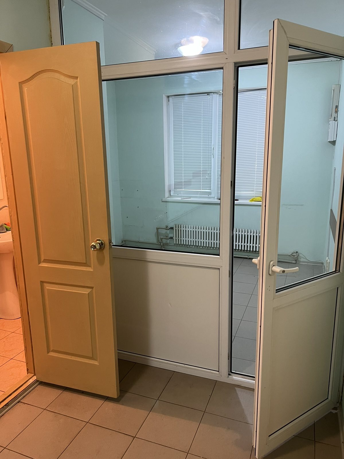 Аренда торгового помещения 50 м², Валентиновская ул., 27