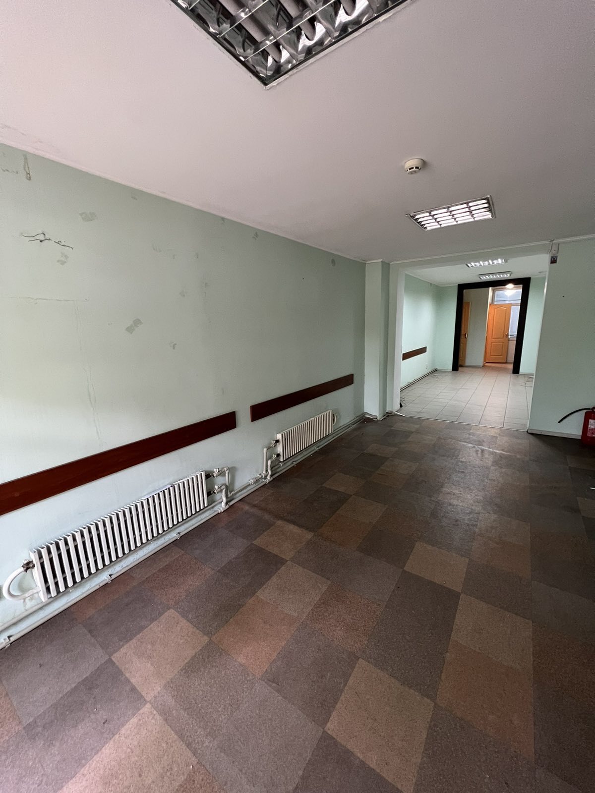 Аренда торгового помещения 50 м², Валентиновская ул., 27