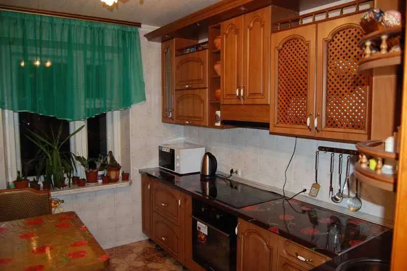 Аренда 3-комнатной квартиры 74 м², Азербайджанская ул., 164