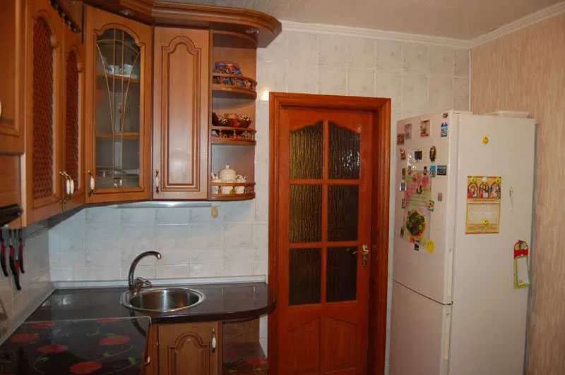 Аренда 3-комнатной квартиры 74 м², Азербайджанская ул., 164
