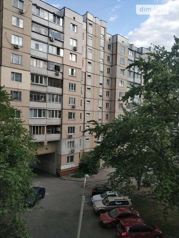 Аренда 3-комнатной квартиры 70 м², Тростянецкая ул., 7