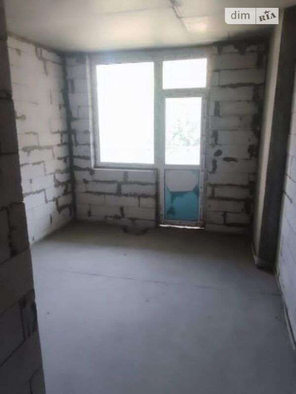Продаж 1-кімнатної квартири 42 м², Новоукраїнська вул.