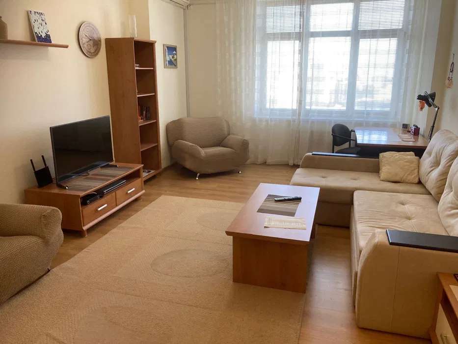 Продажа 2-комнатной квартиры 83 м², Евгения Коновальца ул., 36В