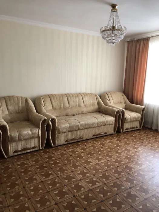 Продаж 2-кімнатної квартири 76 м², Вишняківська вул., 9