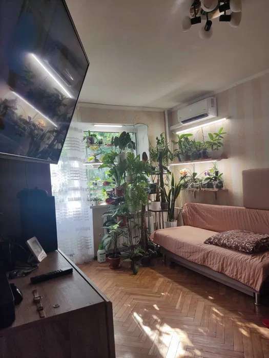 Продажа 1-комнатной квартиры 32 м², Вышгородская ул.