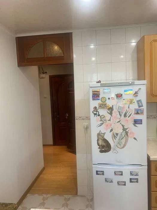 Продаж 1-кімнатної квартири 35 м², Мілютенка вул., 42