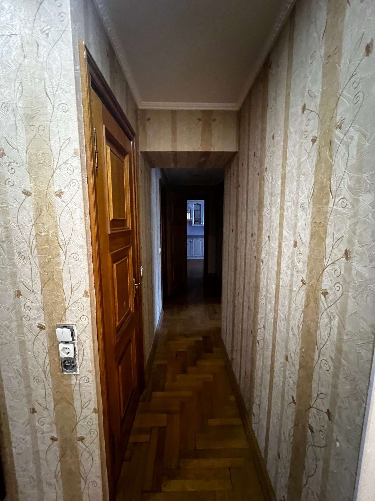 Оренда 3-кімнатної квартири 136 м², Андрія Аболмасова вул.