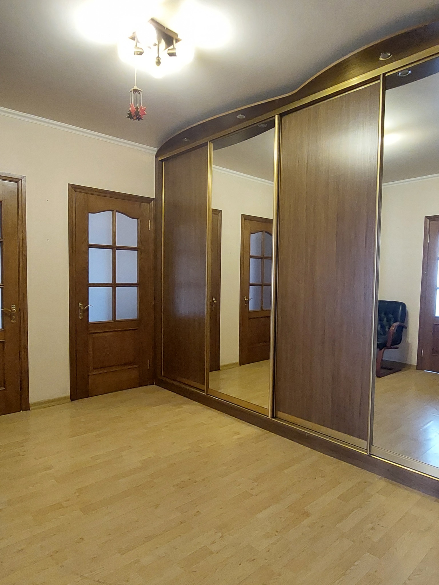 Продаж 3-кімнатної квартири 75 м², Сучасна вул., 40
