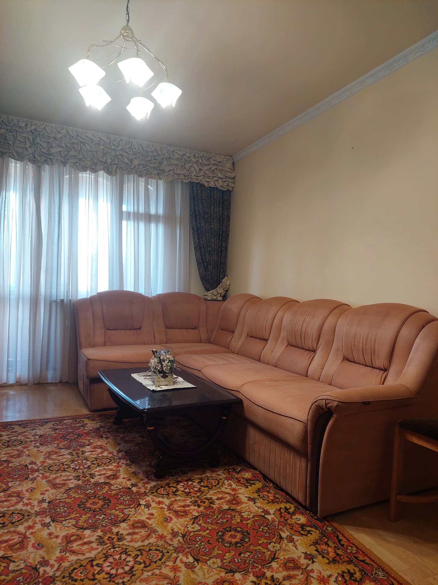 Продаж 3-кімнатної квартири 75 м², Сучасна вул., 40