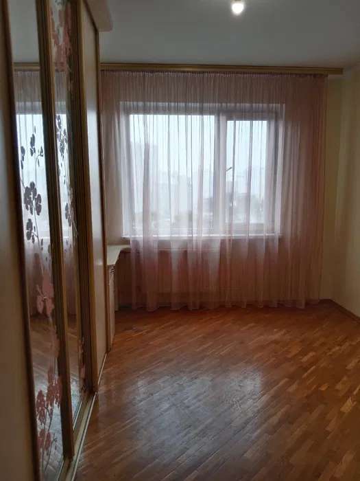 Продажа 3-комнатной квартиры 72 м², Академика Заболотного ул.