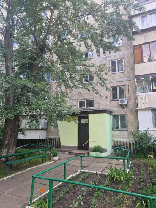 Продаж 1-кімнатної квартири 31 м², Кубанської України вул., 39А