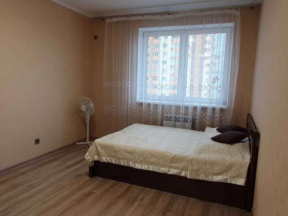 Продаж 1-кімнатної квартири 42 м², Юрія Кондратюка вул., 3