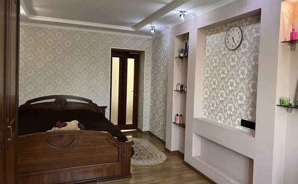 Аренда 2-комнатной квартиры 52 м², Владимирская ул.