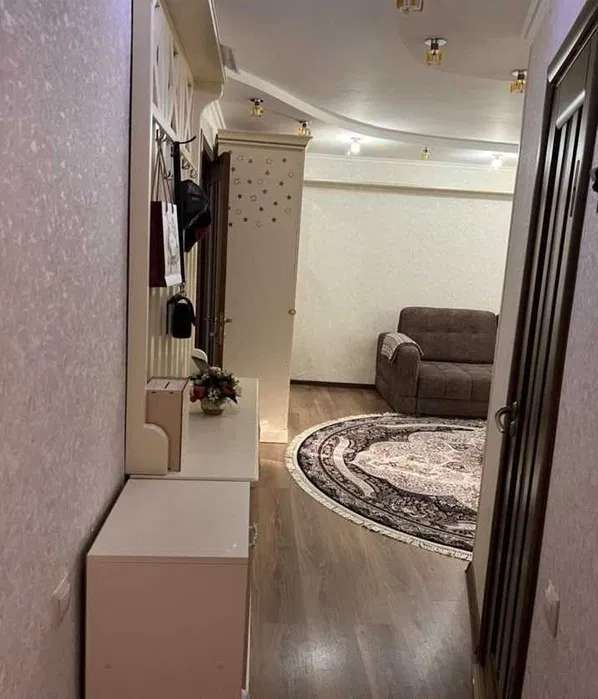 Аренда 2-комнатной квартиры 52 м², Владимирская ул.