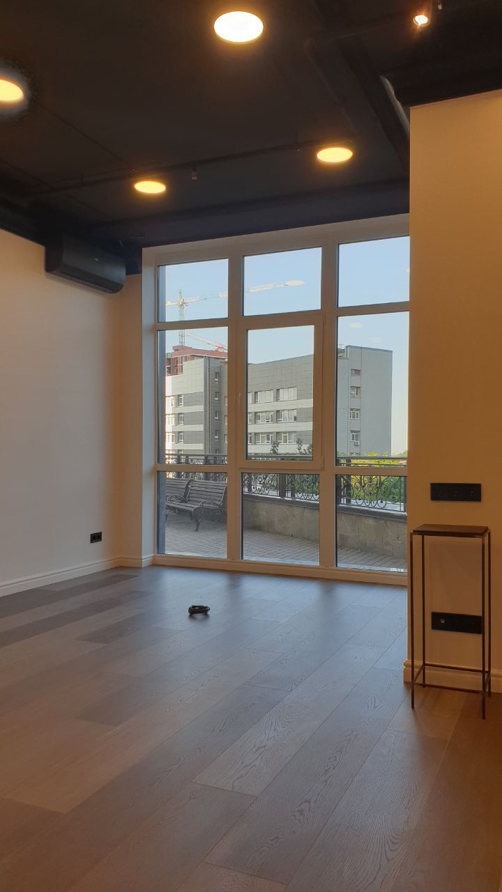 Оренда офісу 190 м², Глибочицька вул., 32А