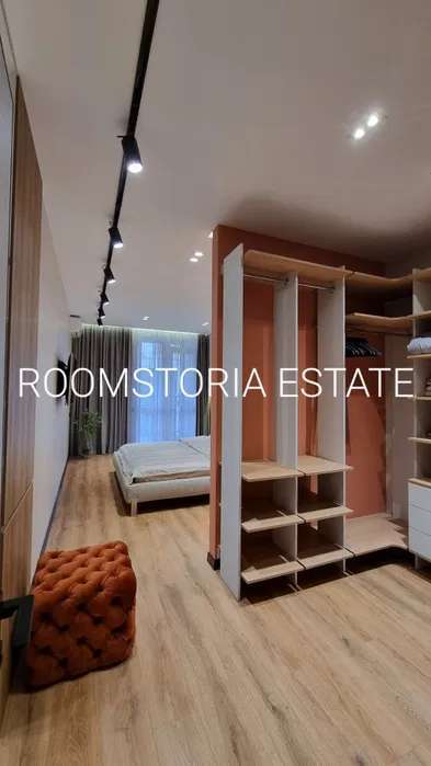 Продажа 2-комнатной квартиры 85 м², Академика Филатова ул.