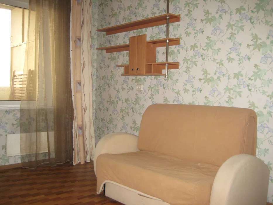 Продажа 4-комнатной квартиры 102 м², Ревуцкого ул., 13