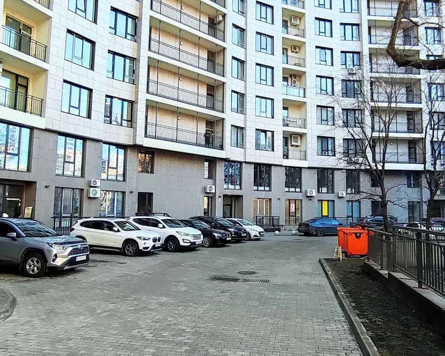 Продажа 2-комнатной квартиры 56 м², Василия Тютюнника ул., 28А