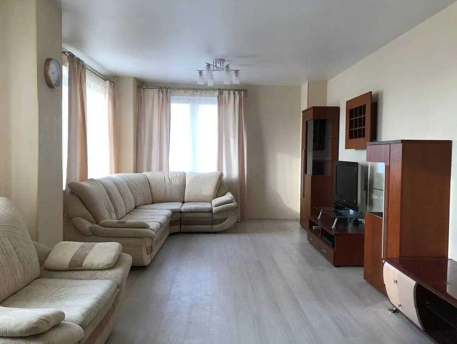 Оренда 2-кімнатної квартири 82 м², Велика Китаївська вул., 10А