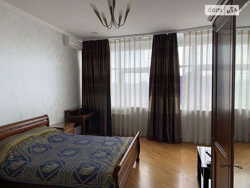 Аренда 4-комнатной квартиры 155 м², Богдана Хмельницкого ул., 41