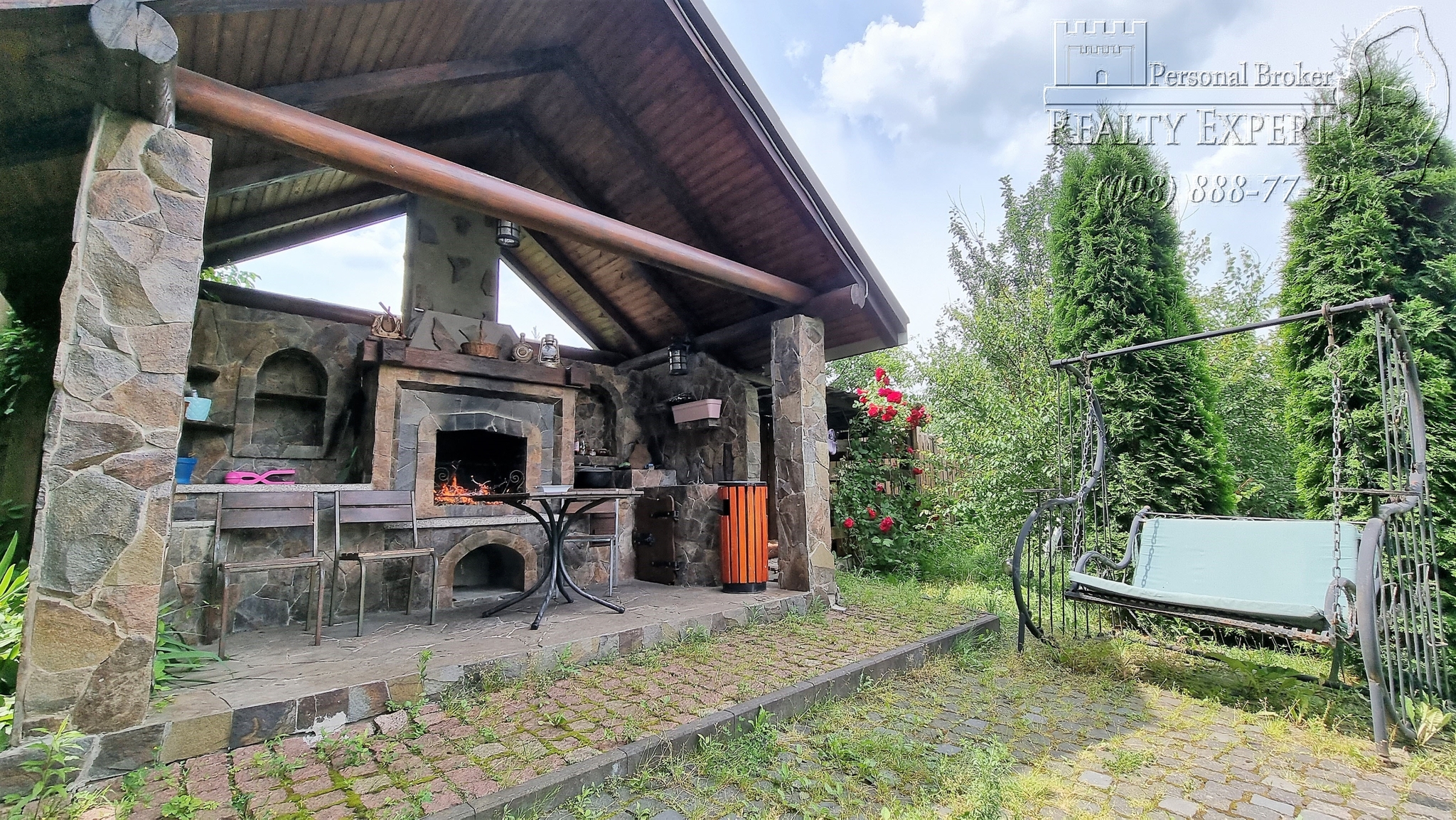 Продаж будинку 250 м²