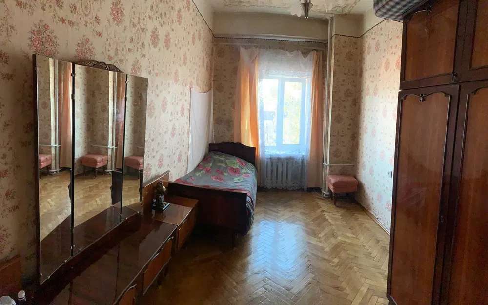 Продаж 2-кімнатної квартири 53 м², Володимирська вул., 76Б