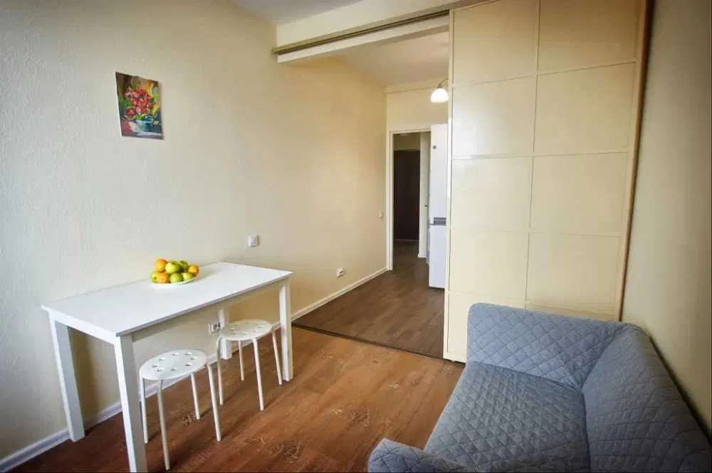 Продаж 1-кімнатної квартири 45 м², Клавдіївська вул.