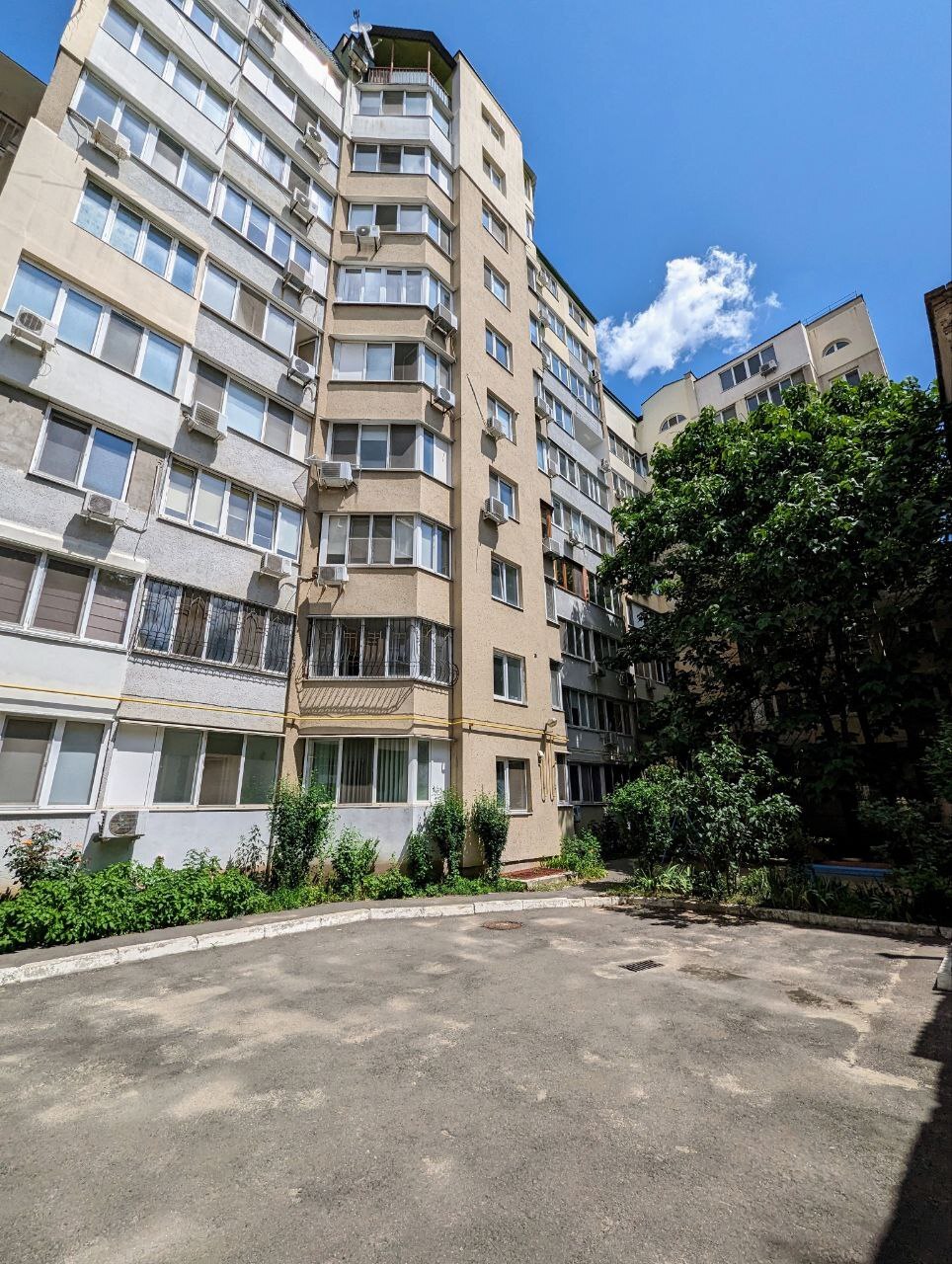 Продаж 3-кімнатної квартири 86.8 м², Льва Толстого вул., 3