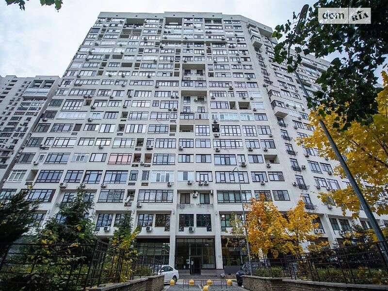 Оренда 1-кімнатної квартири 70 м², Євгена Коновальця вул., 44А