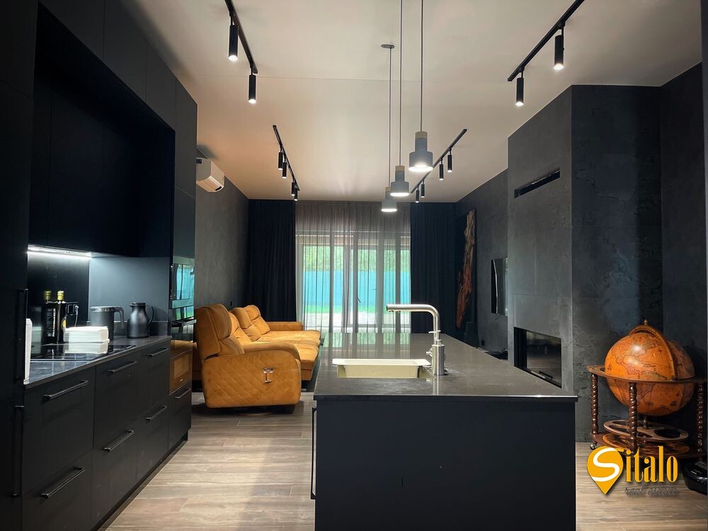 Продажа дома 150 м², 1-я Восточная ул.
