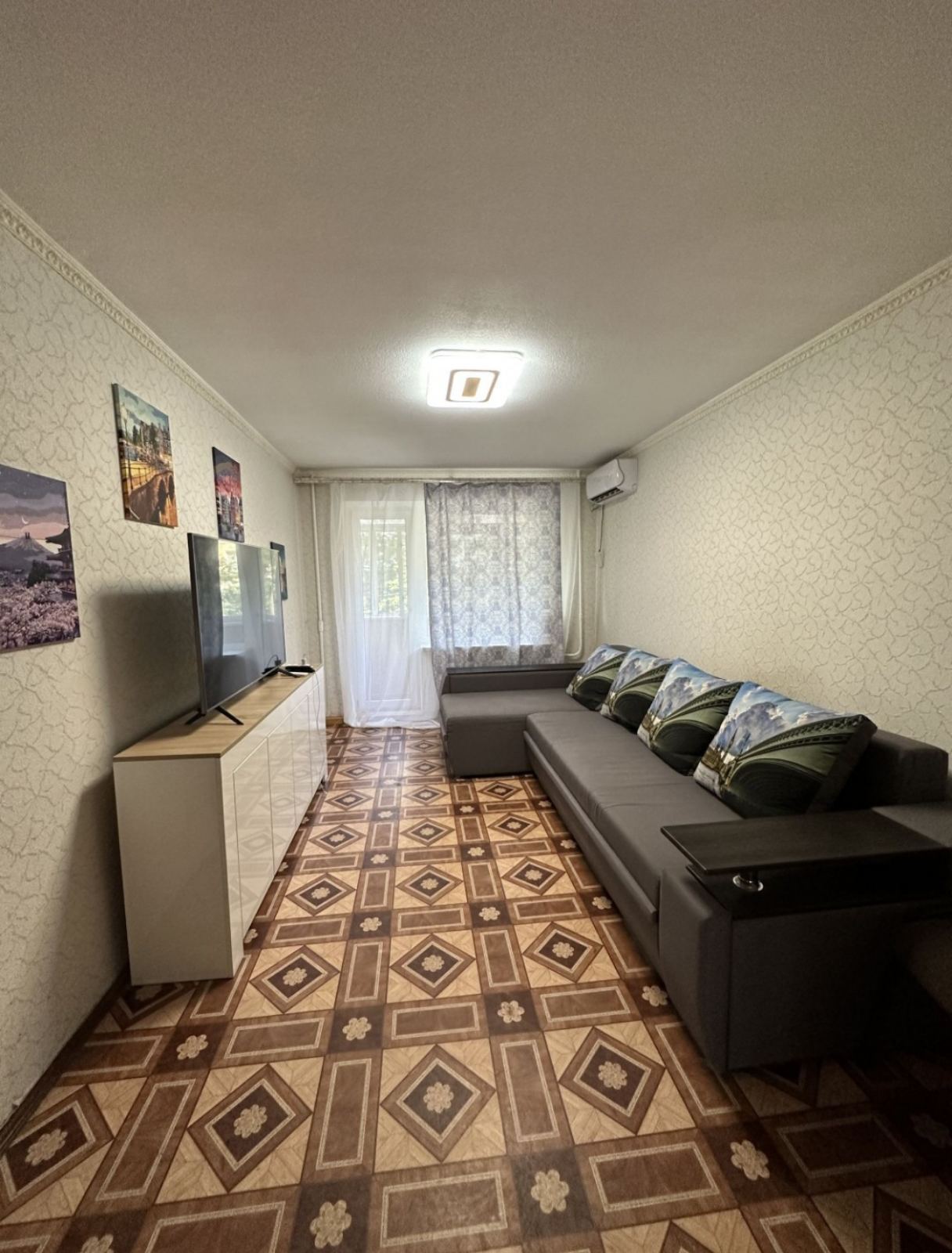 Продаж 5-кімнатної квартири 107 м², Байкальська вул., 73
