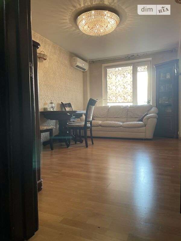 Продаж 3-кімнатної квартири 71 м², Андрія Малишко вул.