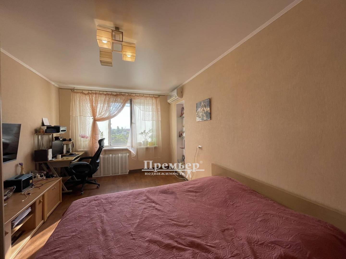 Продаж 3-кімнатної квартири 65 м², Ільфа і Петрова вул.