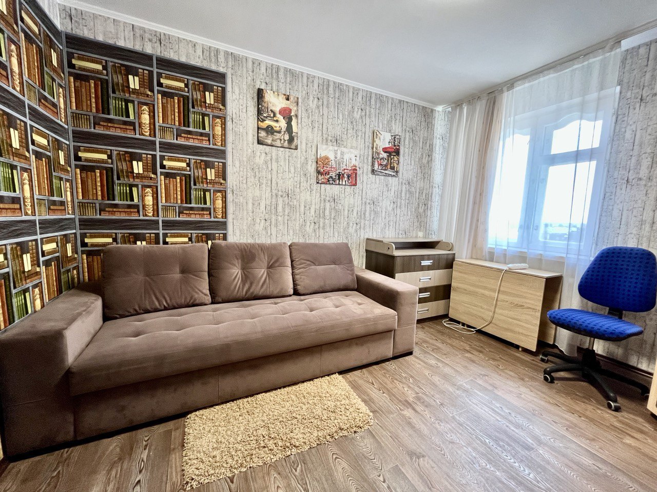Продаж 4-кімнатної квартири 98 м², Кармелюка вул.