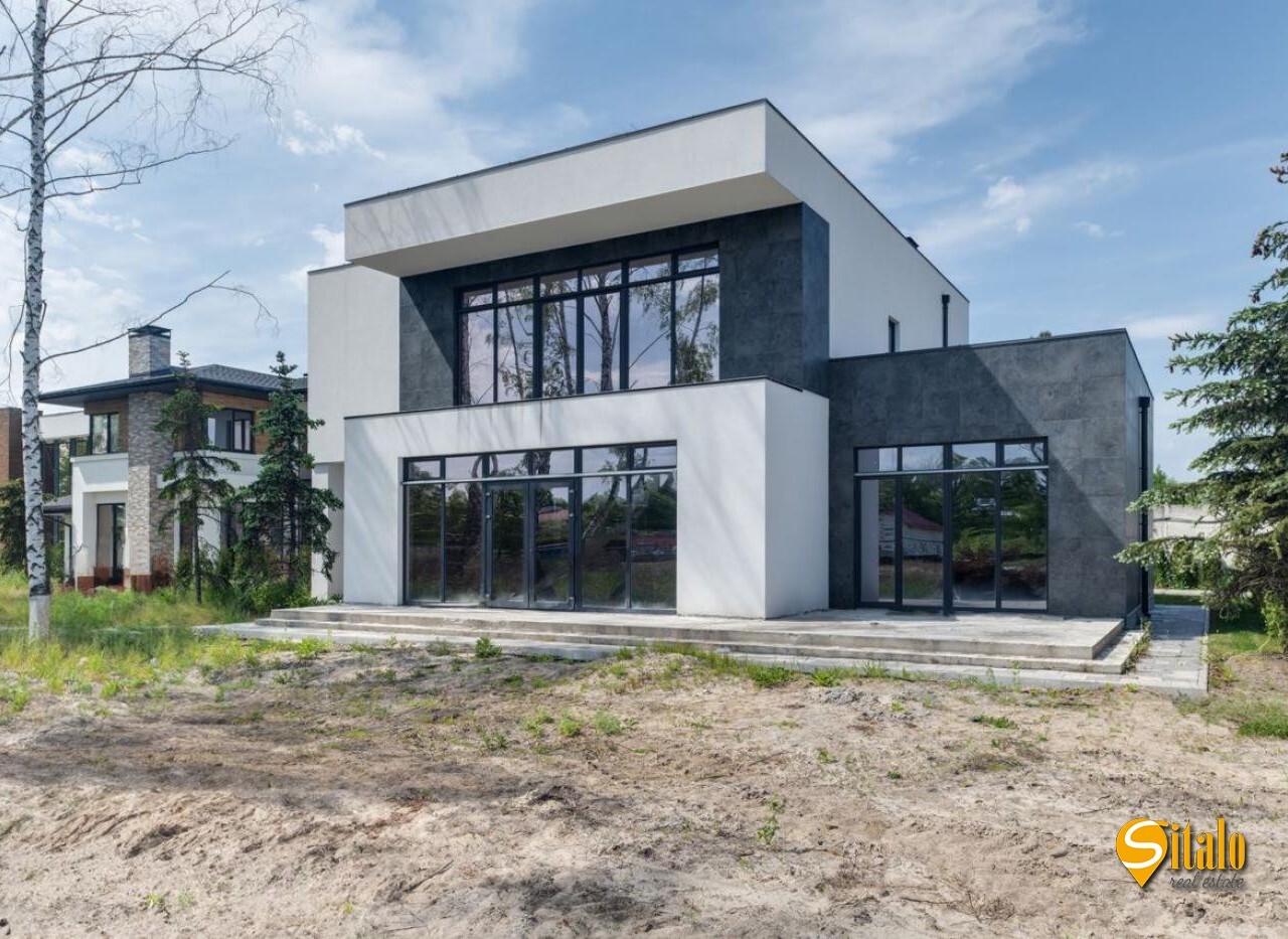 Продажа дома 220 м², 3-я Озерная ул.