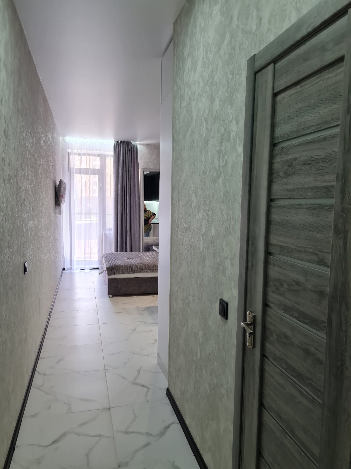 Продажа 1-комнатной квартиры 28 м², Генуэзская ул., 1