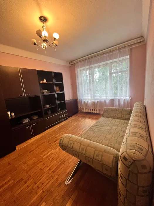 Продаж 2-кімнатної квартири 45 м², Івана Виговського вул., 8