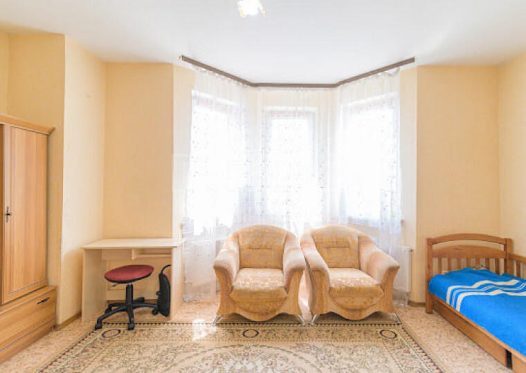 Продажа 2-комнатной квартиры 72 м², Николая Шепелева ул., 5