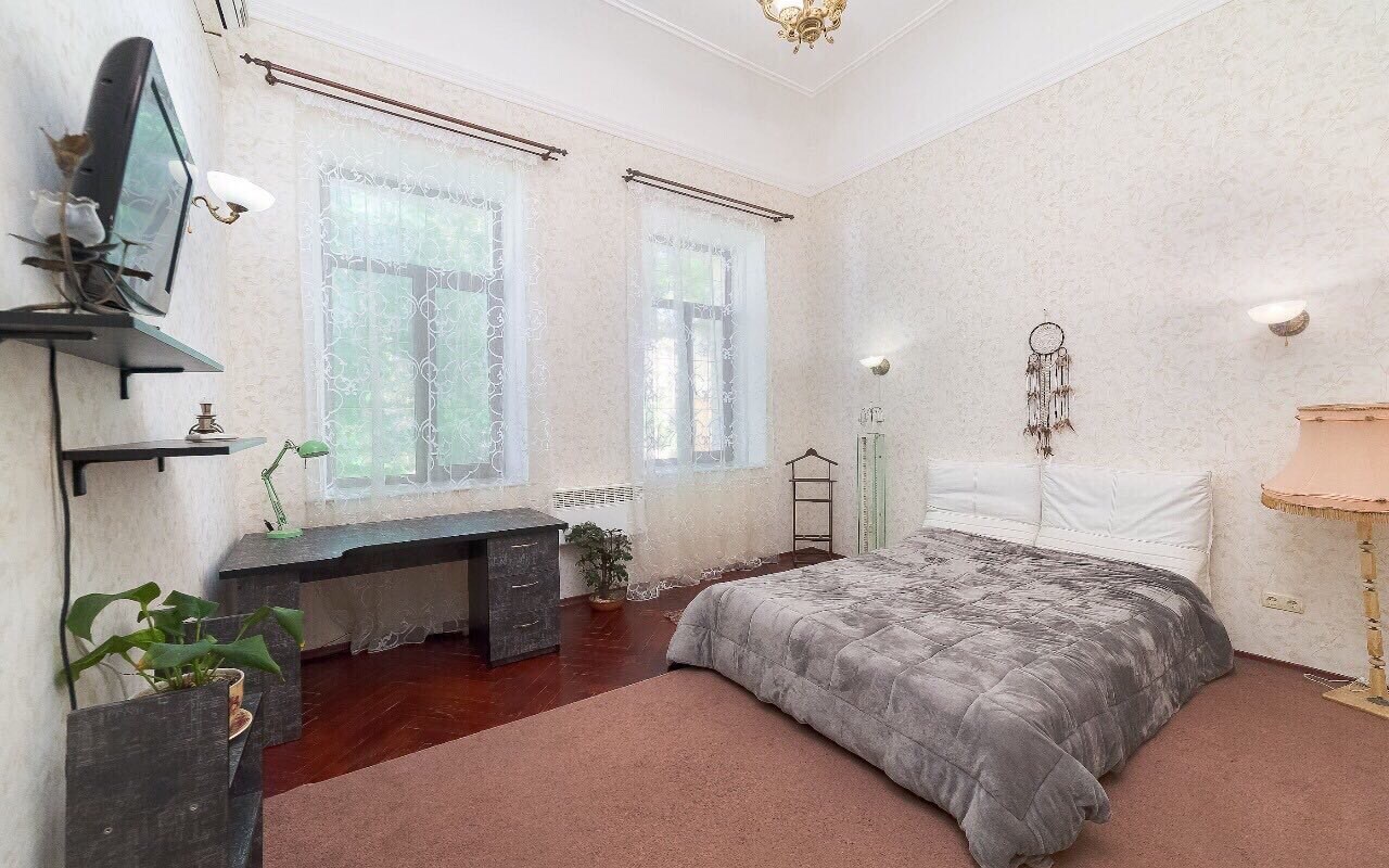 Аренда 3-комнатной квартиры 98 м², Воронцовский пер., 8
