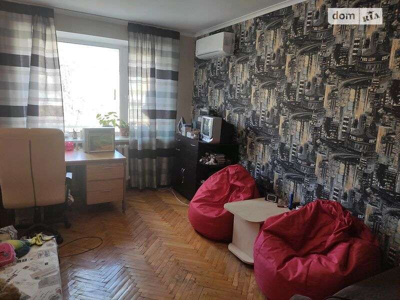 Продаж 1-кімнатної квартири 33 м², Зелена вул., Клина пер.